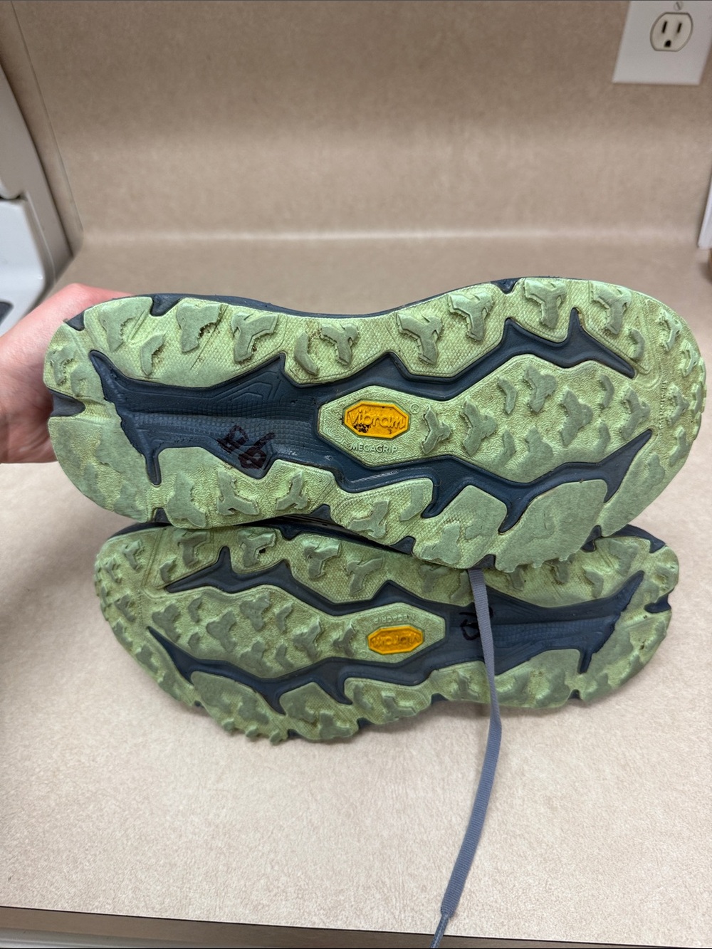 Hoka Women's speedgoat 6 - Picture 13 of 13